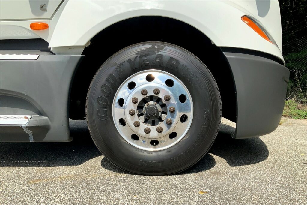 2021 CUM LT625 6×4 Day Cab