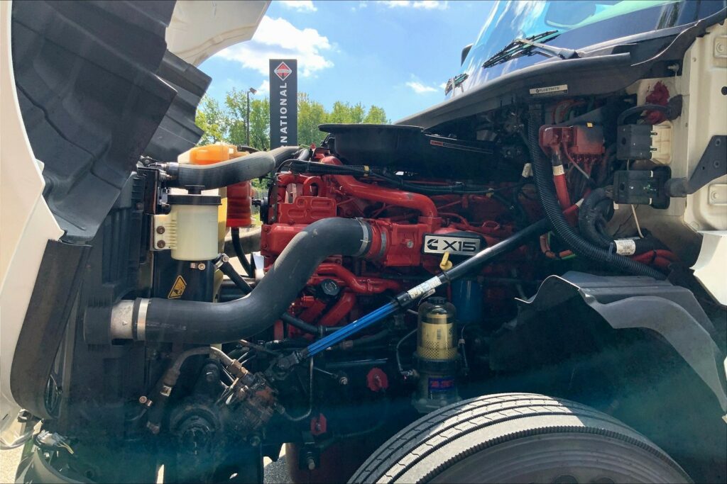 2021 CUM LT625 6×4 Day Cab