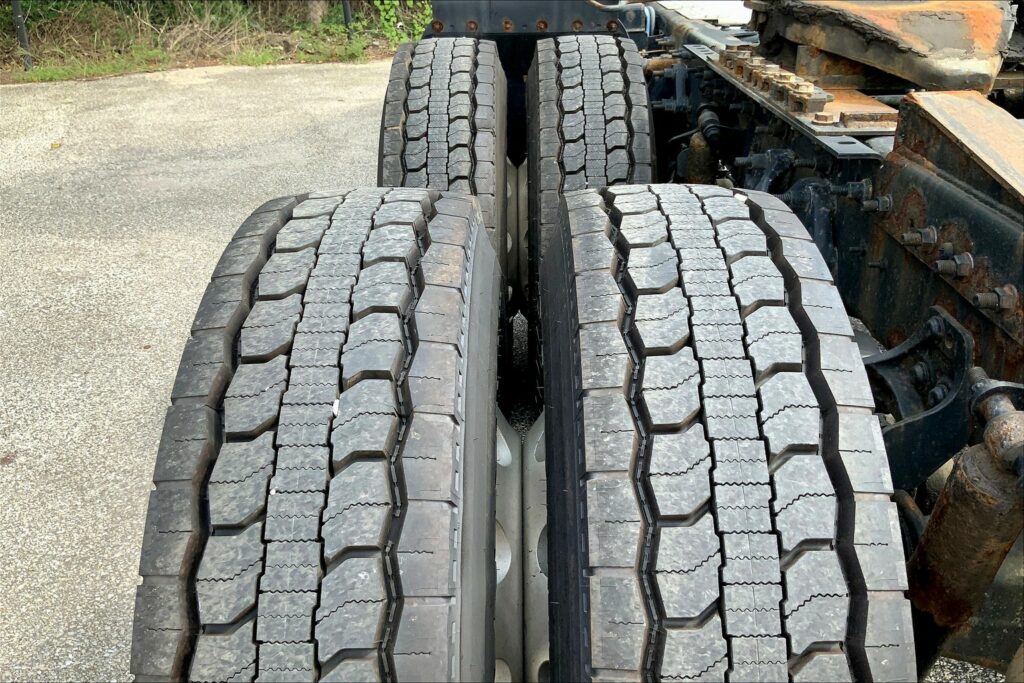 2021 CUM LT625 6×4 Day Cab