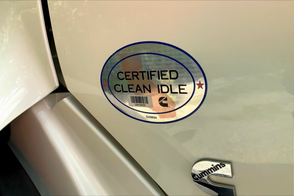 2021 CUM LT625 6×4 Day Cab