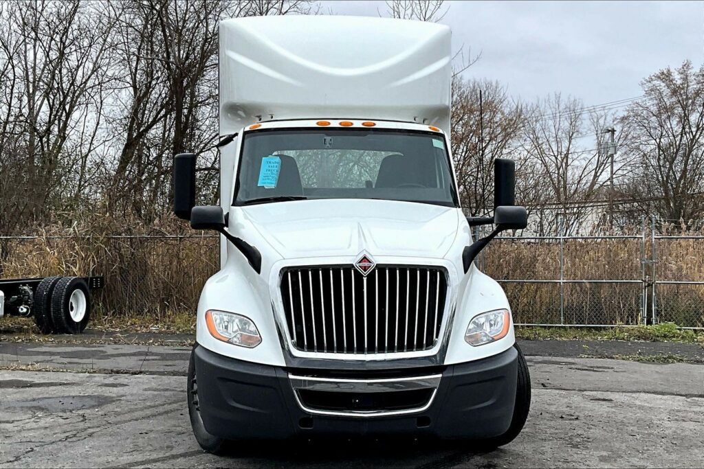 2021 CUM LT625 6×4 Day Cab