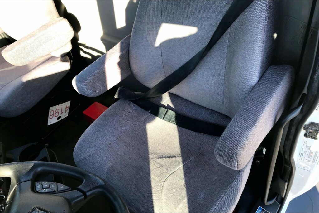 2021 CUM LT625 6×4 Day Cab