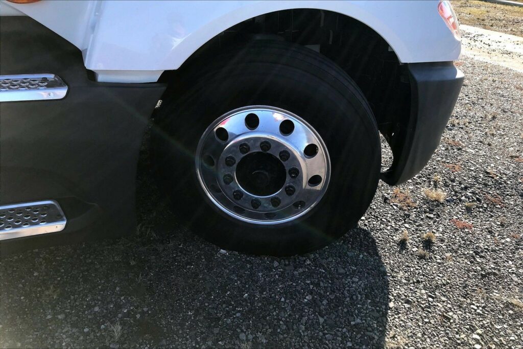 2021 CUM LT625 6×4 Day Cab