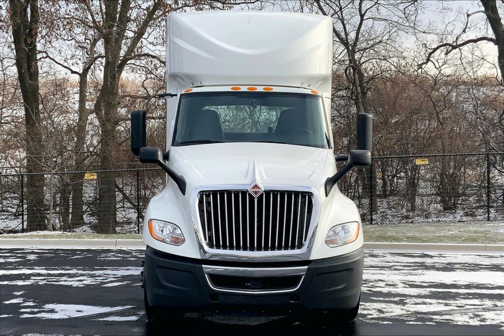 2020 CUM LT625 6×4 Day Cab