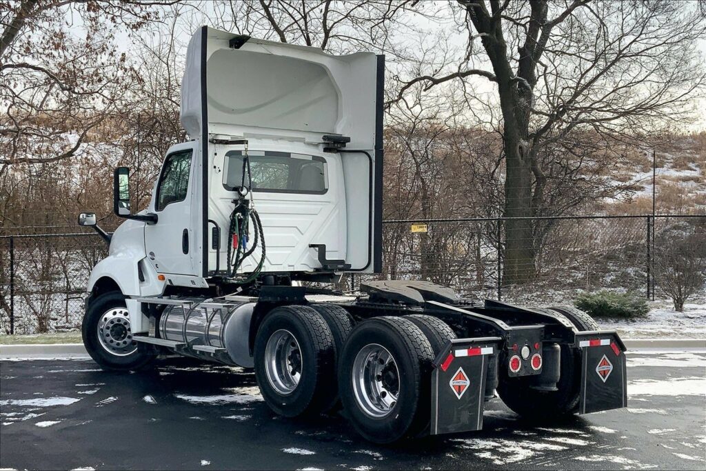 2020 CUM LT625 6×4 Day Cab