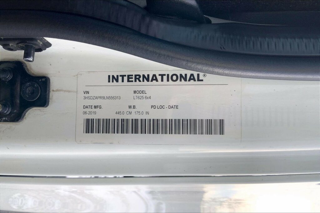 2020 CUM LT625 6×4 Day Cab