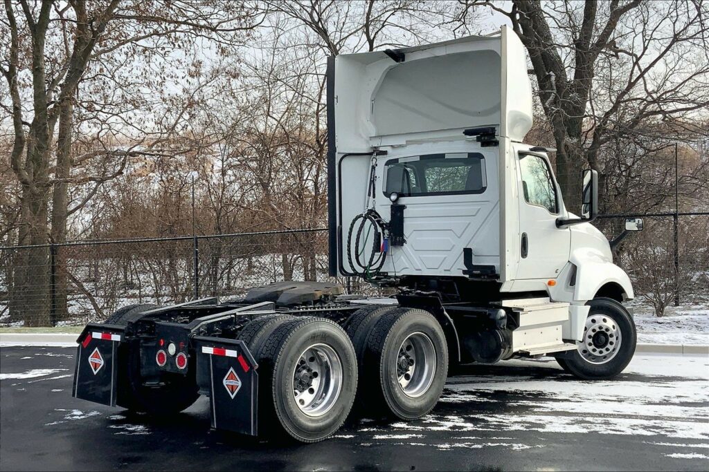 2020 CUM LT625 6×4 Day Cab