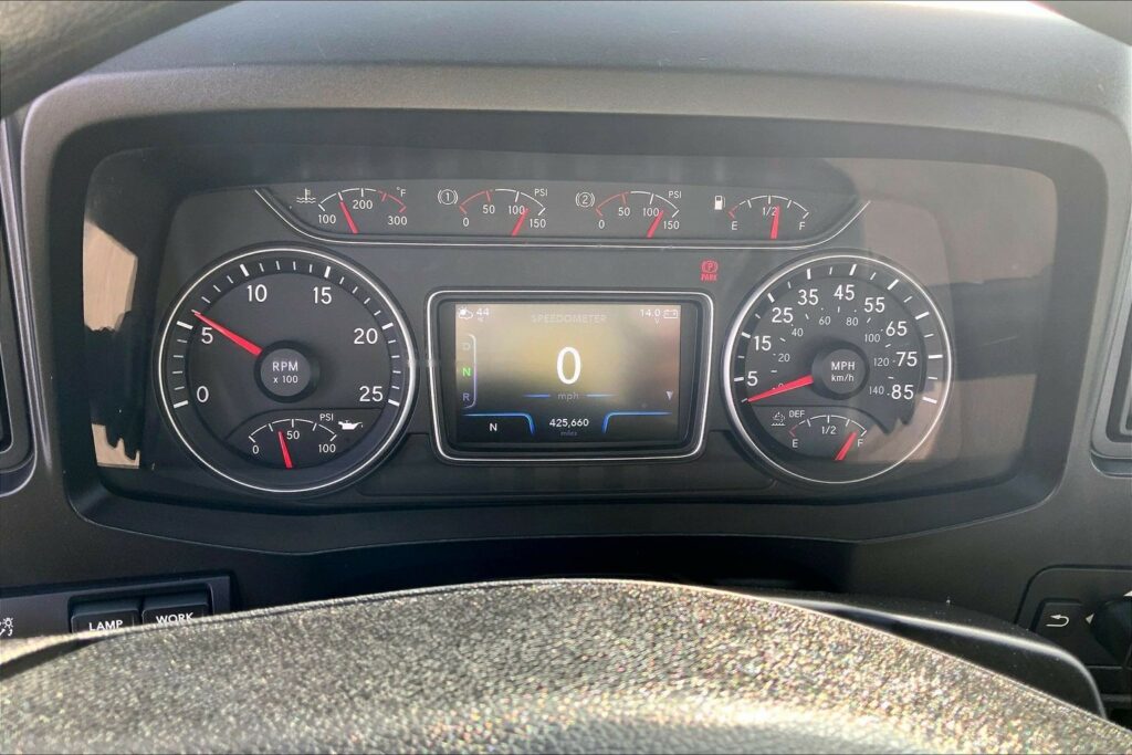 2020 CUM LT625 6×4 Day Cab