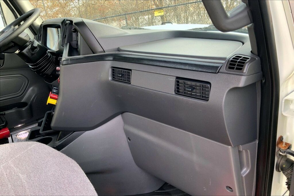 2020 CUM LT625 6×4 Day Cab