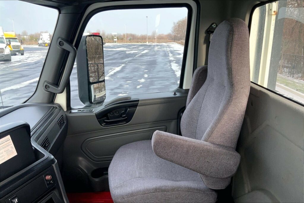 2020 CUM LT625 6×4 Day Cab