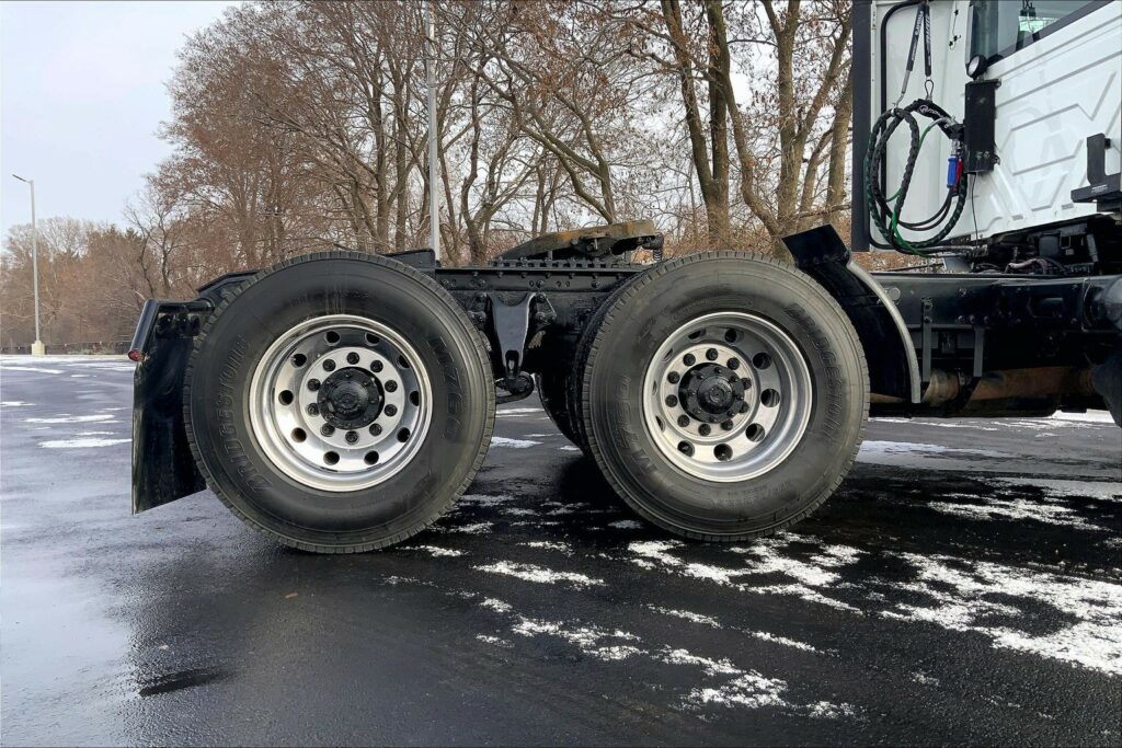 2020 CUM LT625 6×4 Day Cab