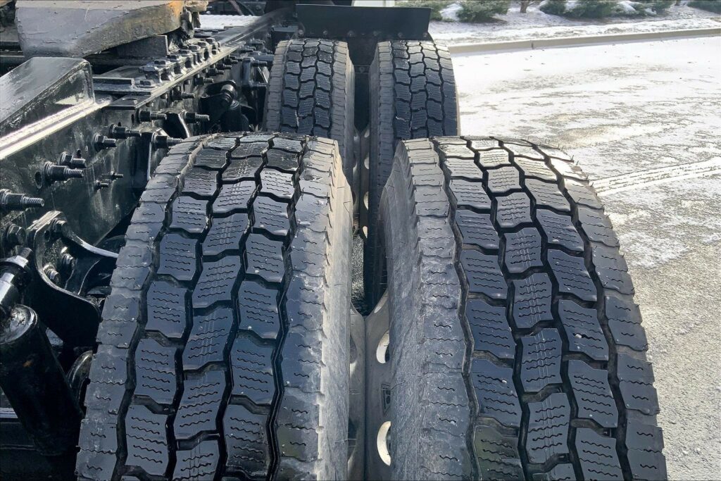 2020 CUM LT625 6×4 Day Cab