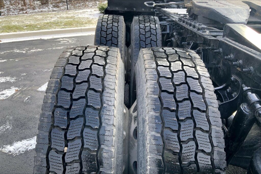 2020 CUM LT625 6×4 Day Cab