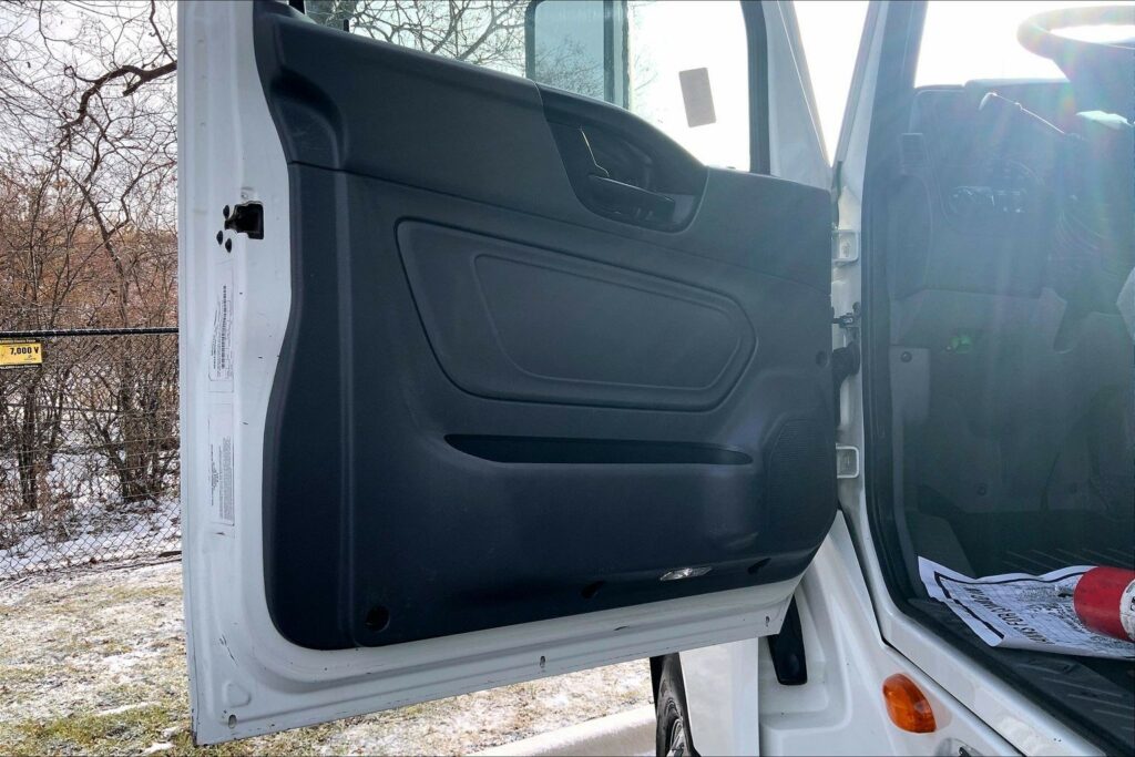 2020 CUM LT625 6×4 Day Cab