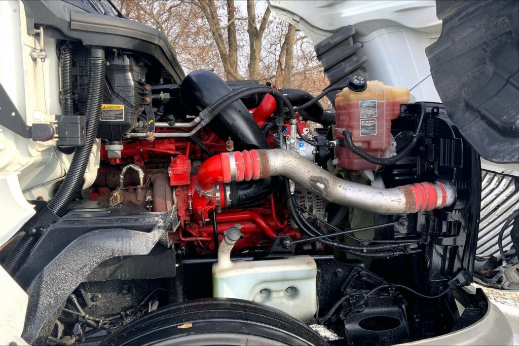 2020 CUM LT625 6×4 Day Cab