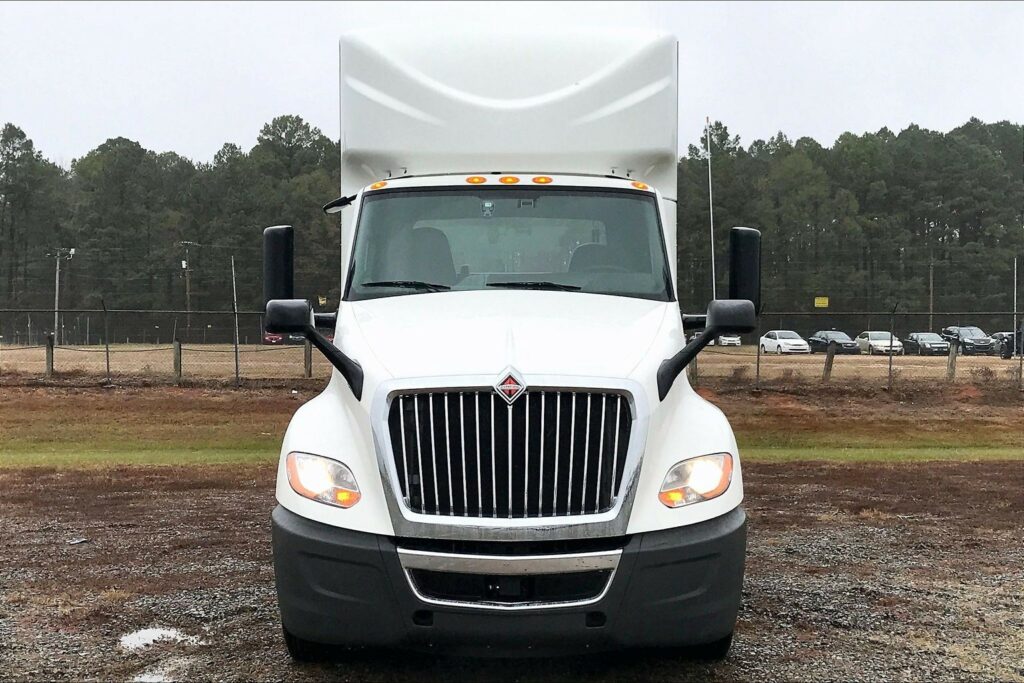 2021 CUM LT625 6×4 Day Cab
