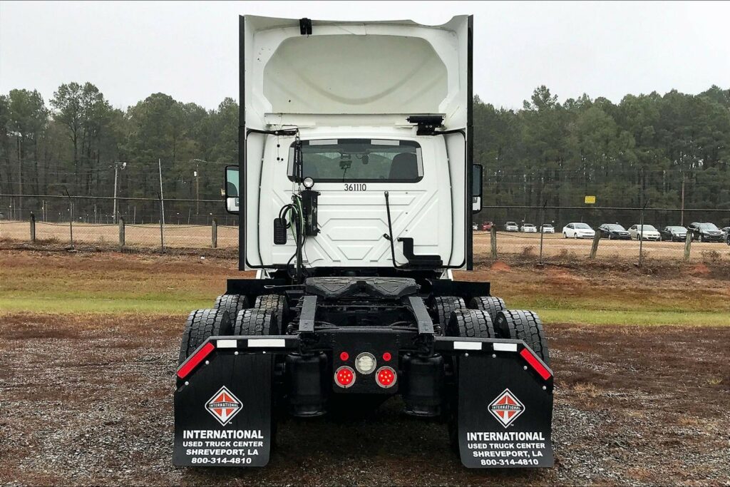 2021 CUM LT625 6×4 Day Cab