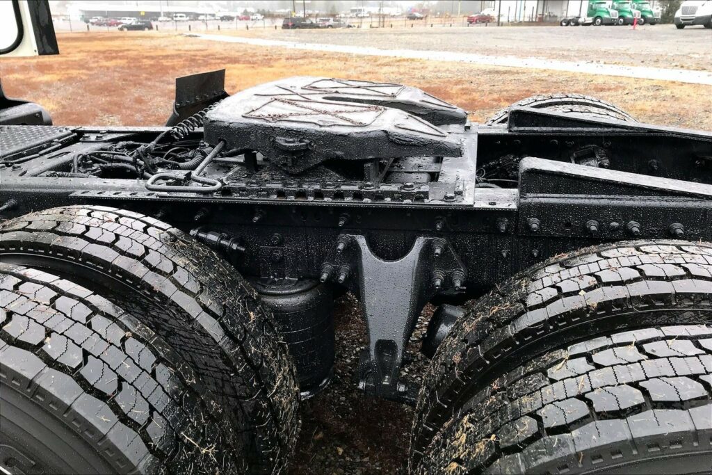 2021 CUM LT625 6×4 Day Cab