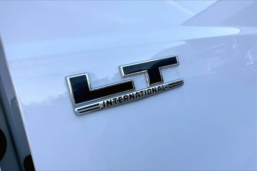 2021 CUM LT625 6×4 Day Cab