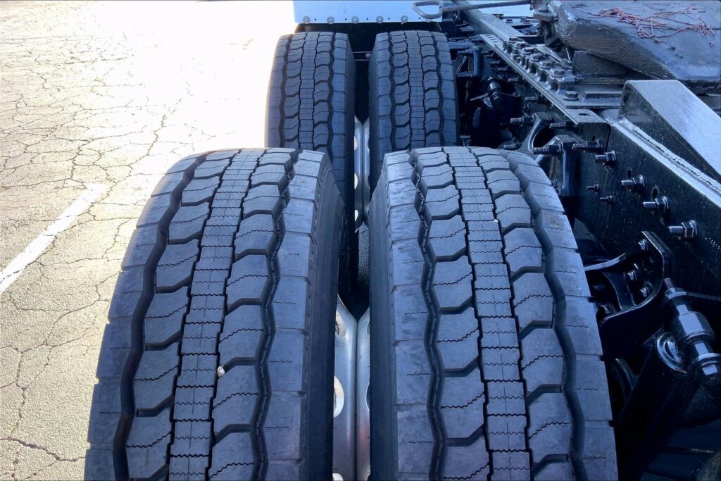 2020 CUM LT625 6×4 Day Cab