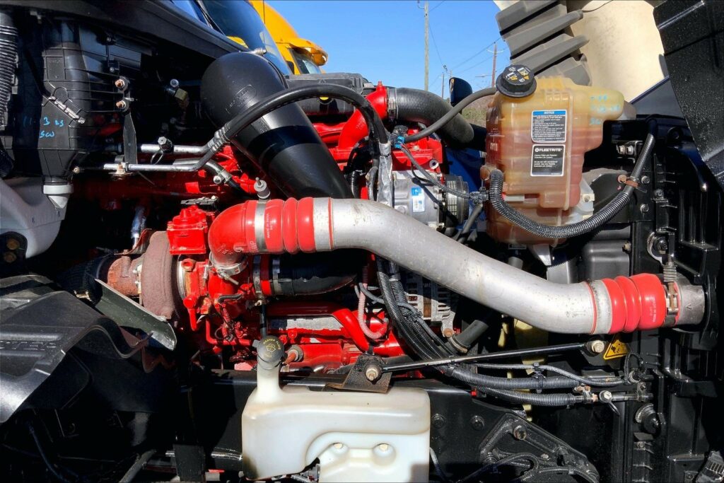 2020 CUM LT625 6×4 Day Cab