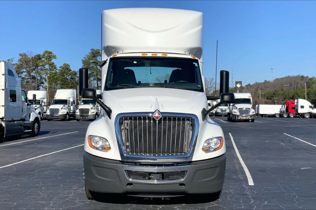 2020 CUM LT625 6×4 Day Cab