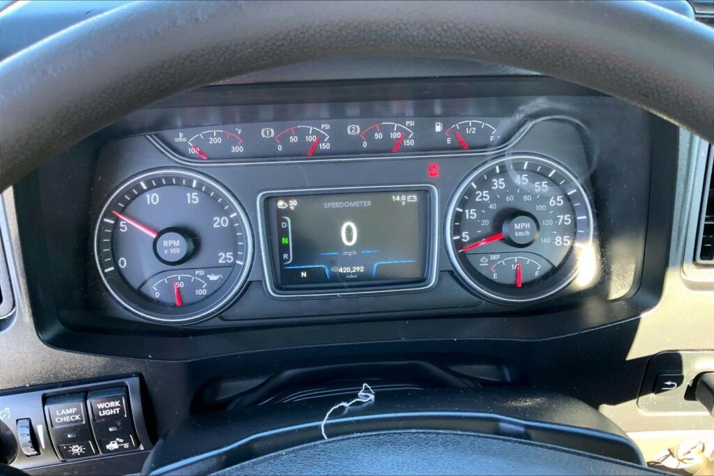 2020 CUM LT625 6×4 Day Cab