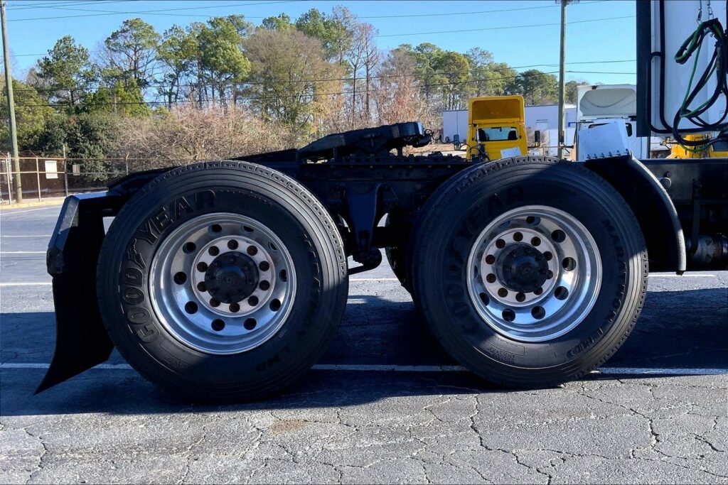 2020 CUM LT625 6×4 Day Cab