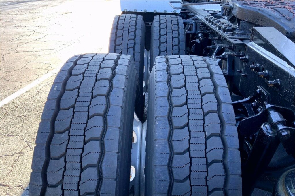 2020 CUM LT625 6×4 Day Cab