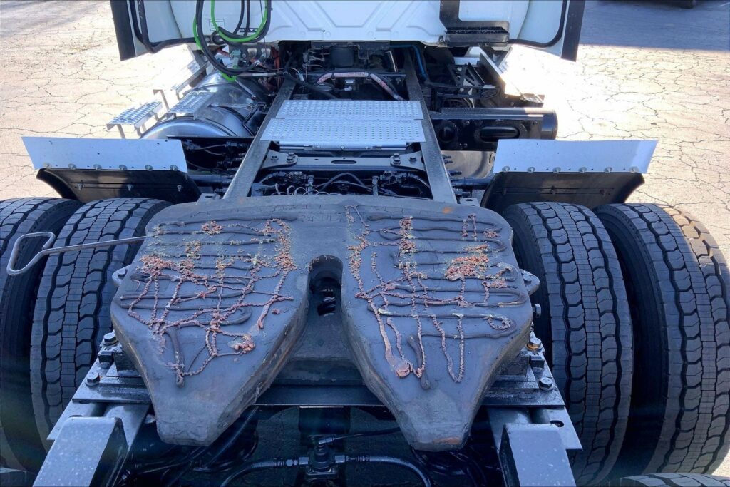 2020 CUM LT625 6×4 Day Cab