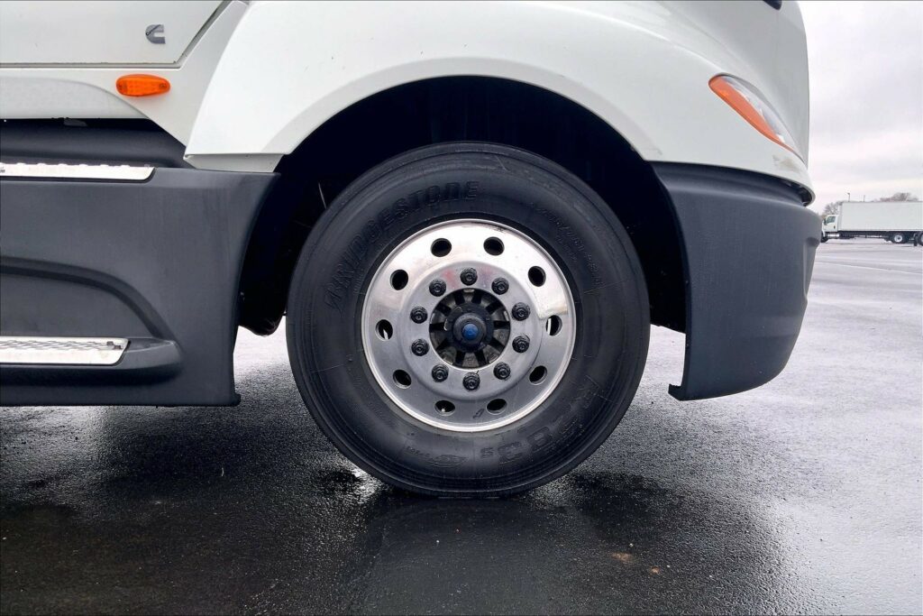 2021 CUM LT625 6×4 Day Cab