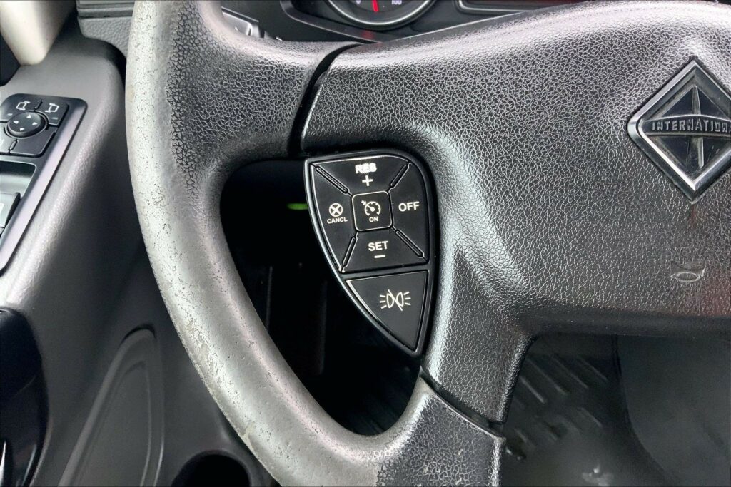 2021 CUM LT625 6×4 Day Cab