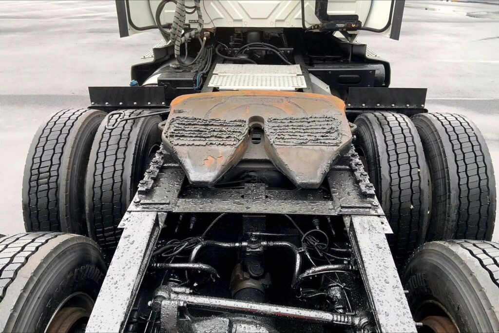 2021 CUM LT625 6×4 Day Cab