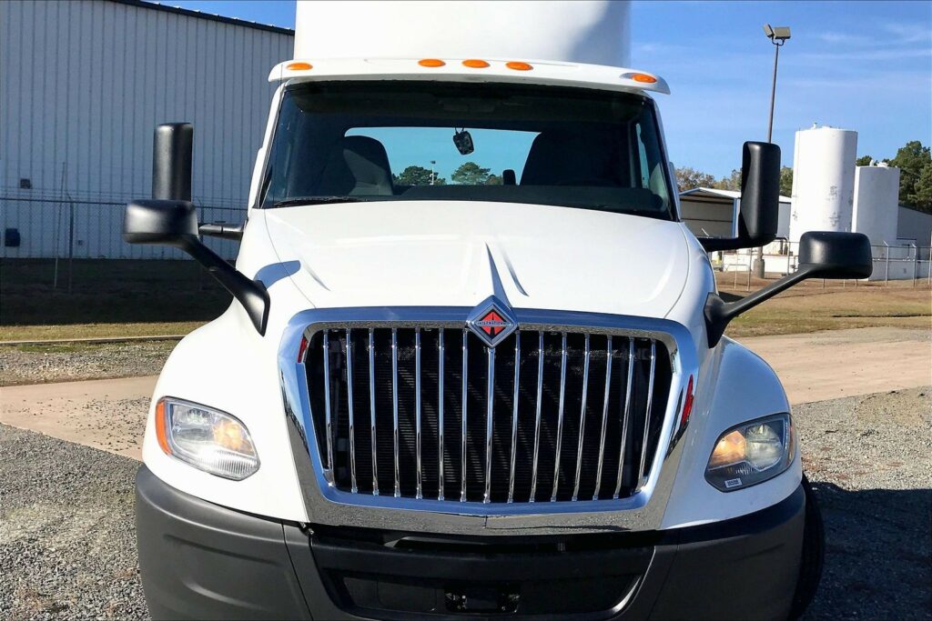 2019 INT LT625 6×4 Day Cab
