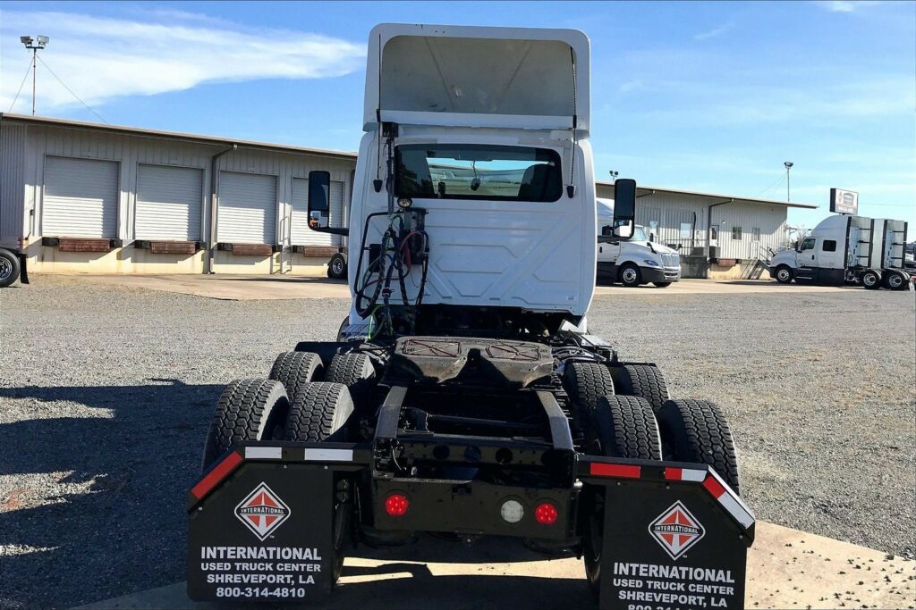 2019 INT LT625 6×4 Day Cab