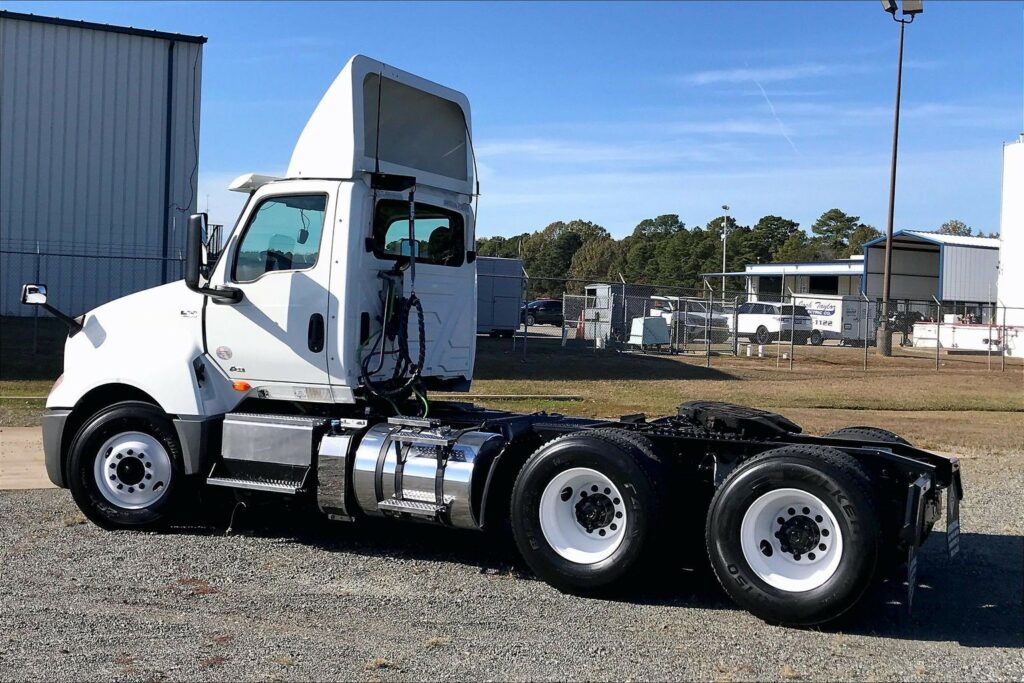 2019 INT LT625 6×4 Day Cab