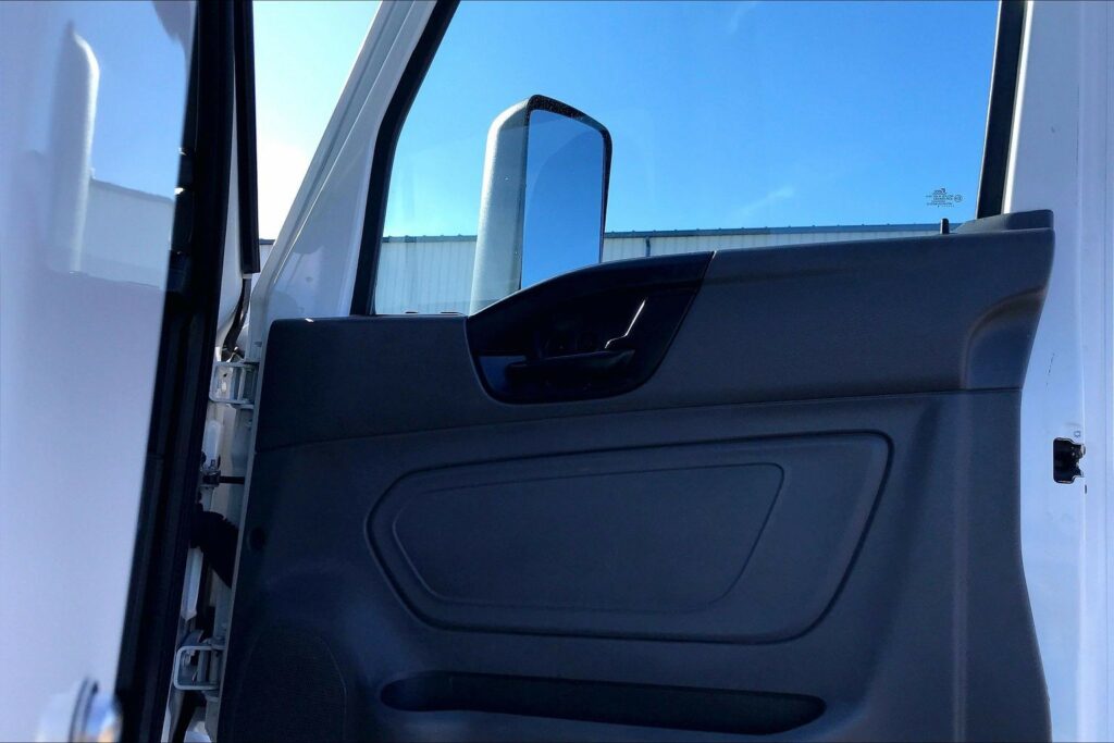2019 INT LT625 6×4 Day Cab
