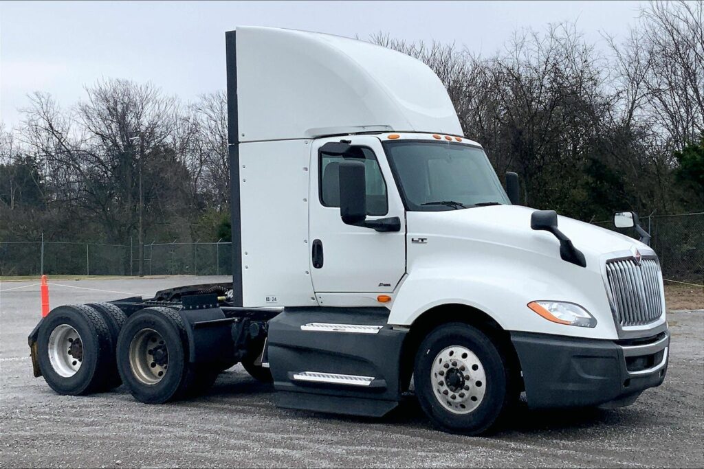 2021 INT LT625 6×4 Day Cab