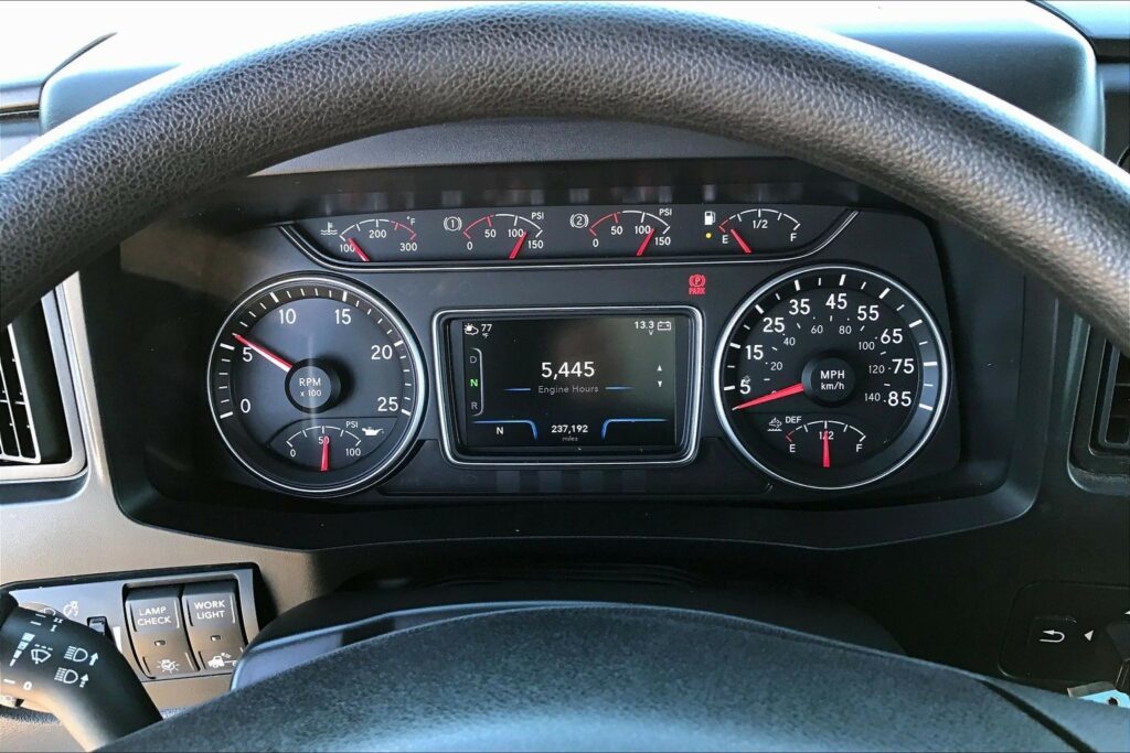 2022 INT LT625 6×4 Sleeper