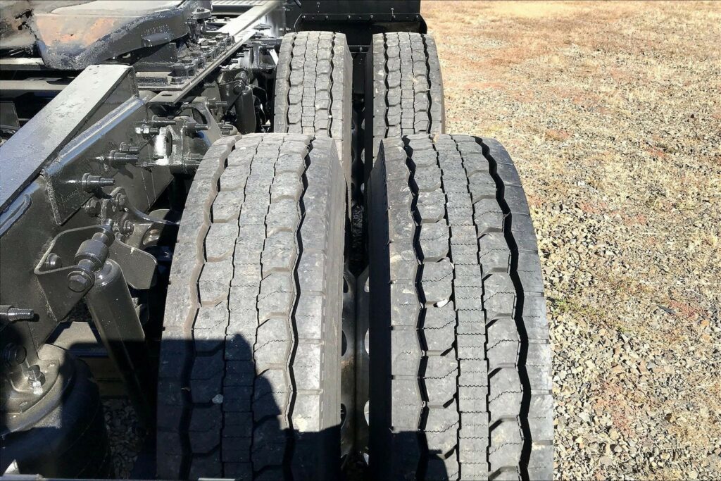 2022 INT LT625 6×4 Sleeper