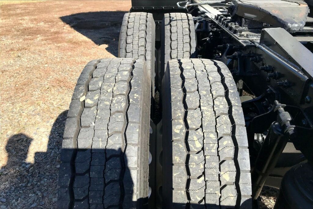 2022 INT LT625 6×4 Sleeper