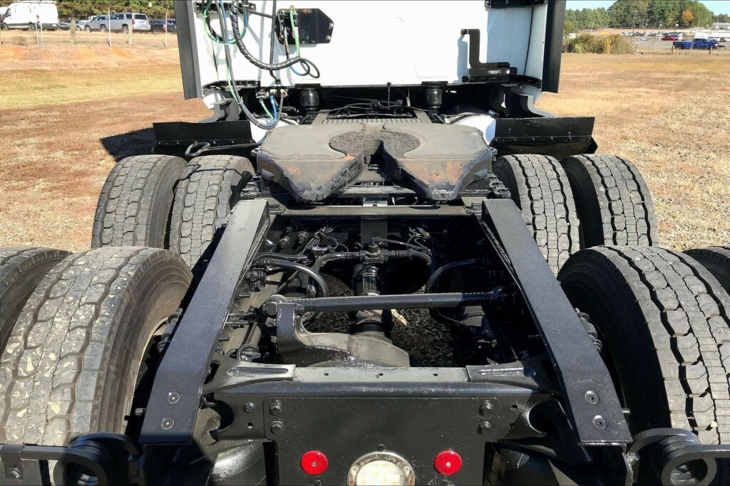 2022 INT LT625 6×4 Sleeper