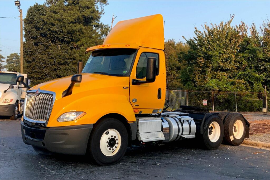 2019 INT LT625 6×4 Day Cab