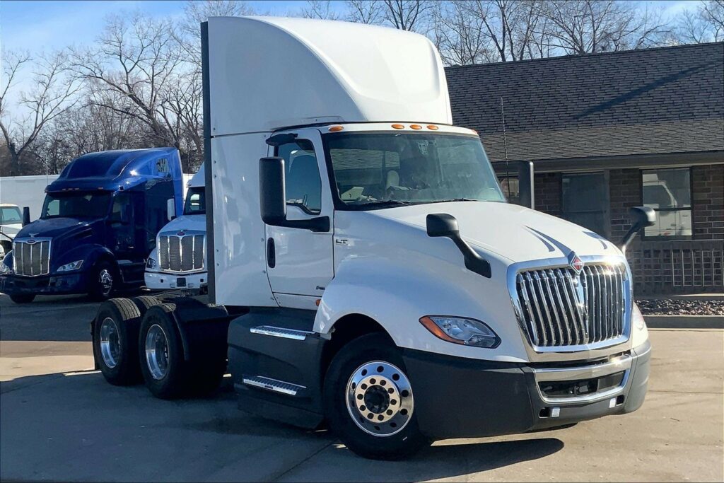 2021 INT LT625 6×4 Day Cab