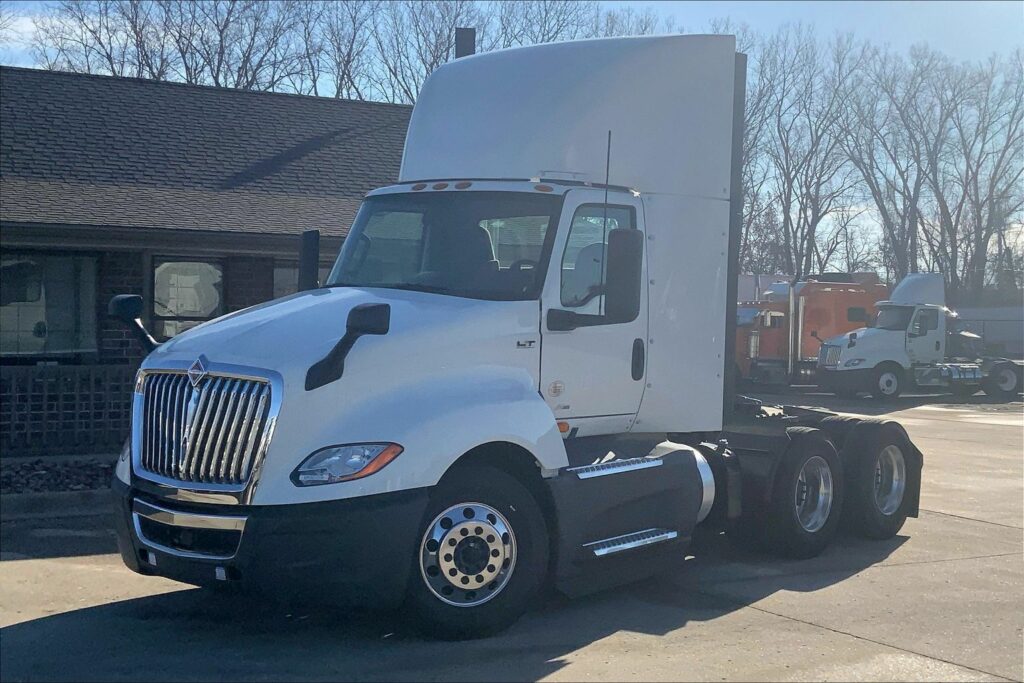 2021 INT LT625 6×4 Day Cab