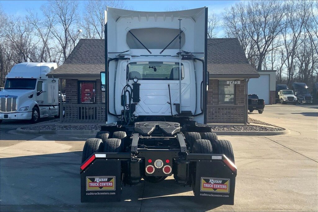 2021 INT LT625 6×4 Day Cab