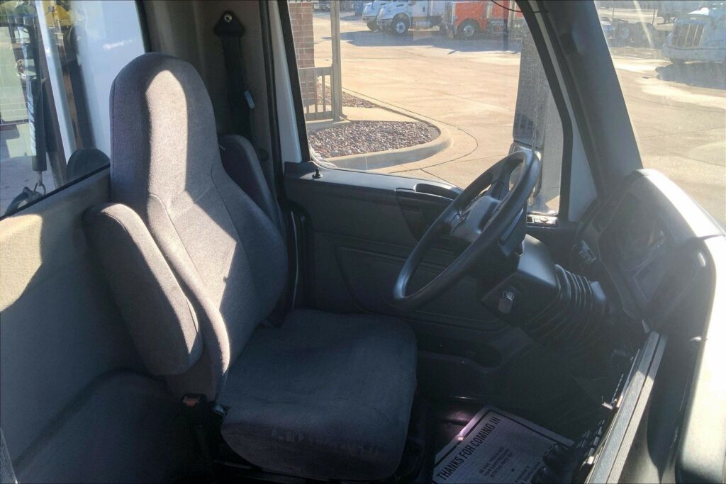 2021 INT LT625 6×4 Day Cab