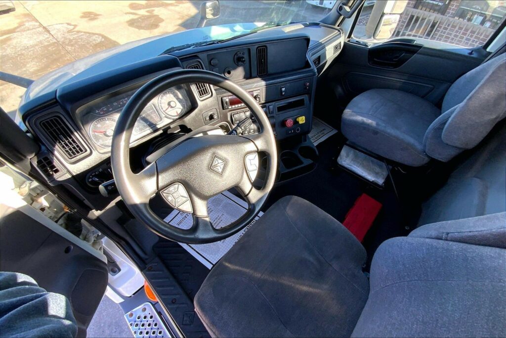 2021 INT LT625 6×4 Day Cab