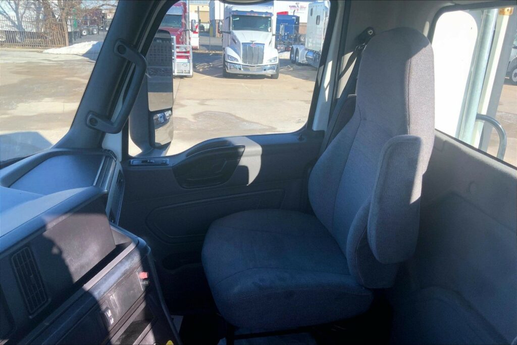 2021 INT LT625 6×4 Day Cab