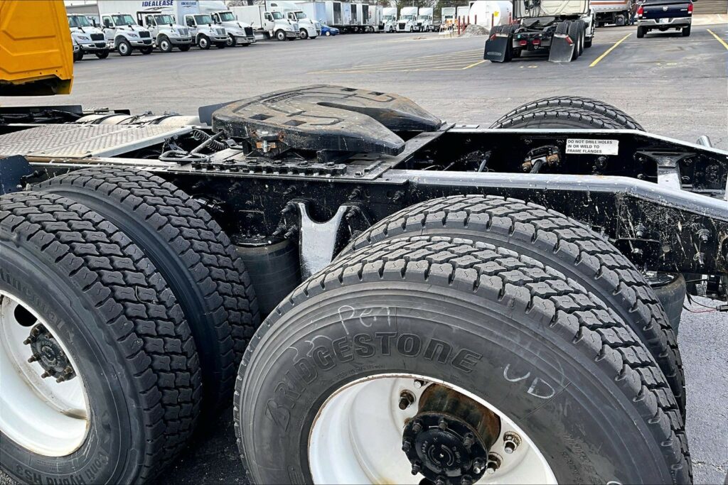 2019 INT LT625 6×4 Day Cab